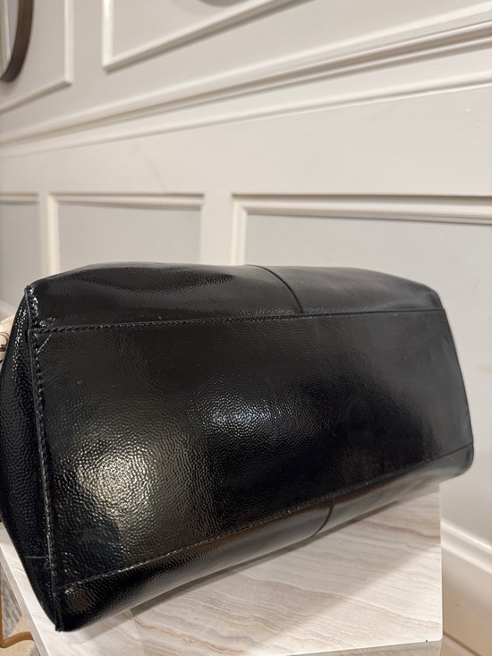 Tory Burch Ivy Side Zip Patent Leather Tote - Picture 10 of 17